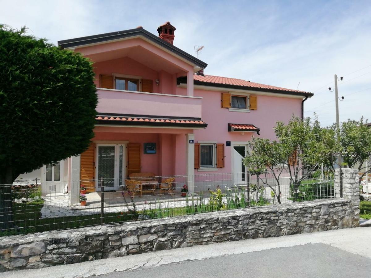 Apartmani Vesna Buje Exterior foto